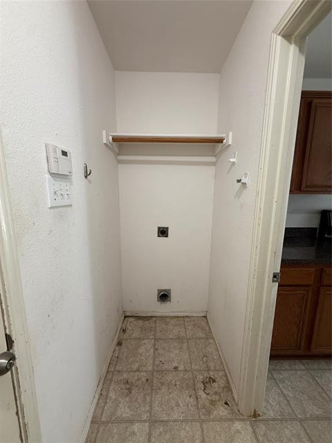 Tiny photo for 510 Meadowview Street, Farmersville, TX 75442 (MLS # 21396243)