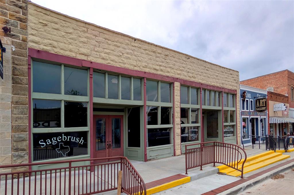 Photo 1 of 14 — 1020 Halsell Street, Bridgeport, TX 76426