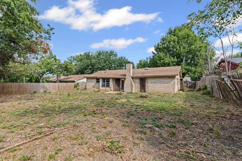 Arlington, Texas 76014, United States, 3 Bedrooms Bedrooms, ,2 BathroomsBathrooms,Residential,Pending,199142