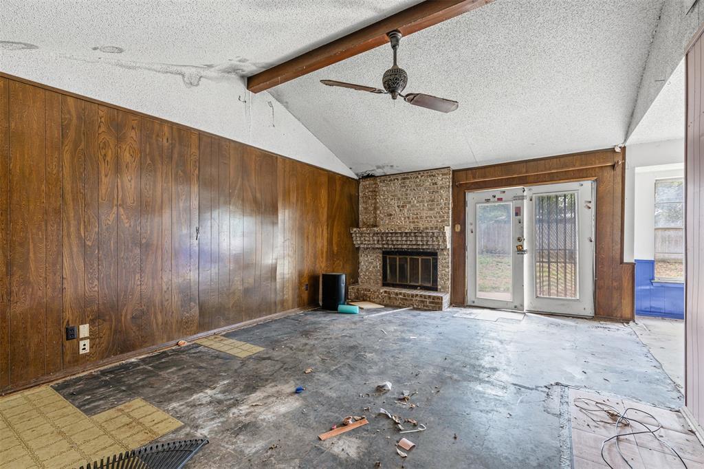 Arlington, Texas 76014, United States, 3 Bedrooms Bedrooms, ,2 BathroomsBathrooms,Residential,Pending,199142