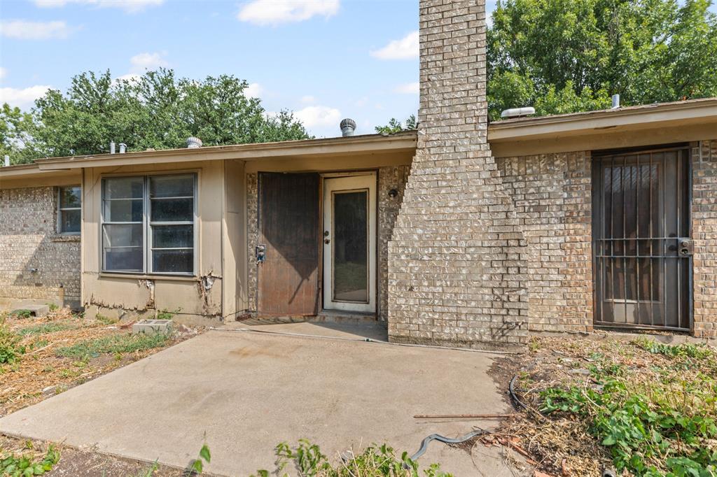 Arlington, Texas 76014, United States, 3 Bedrooms Bedrooms, ,2 BathroomsBathrooms,Residential,Pending,199142