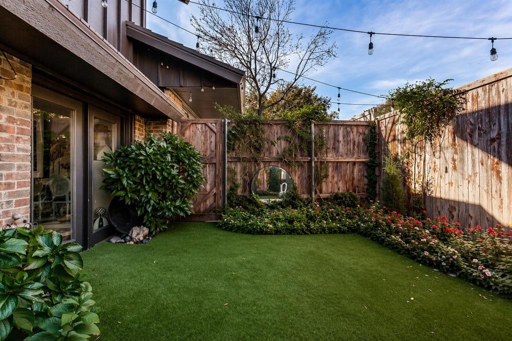 Hillcrest Villa Condo - Residential