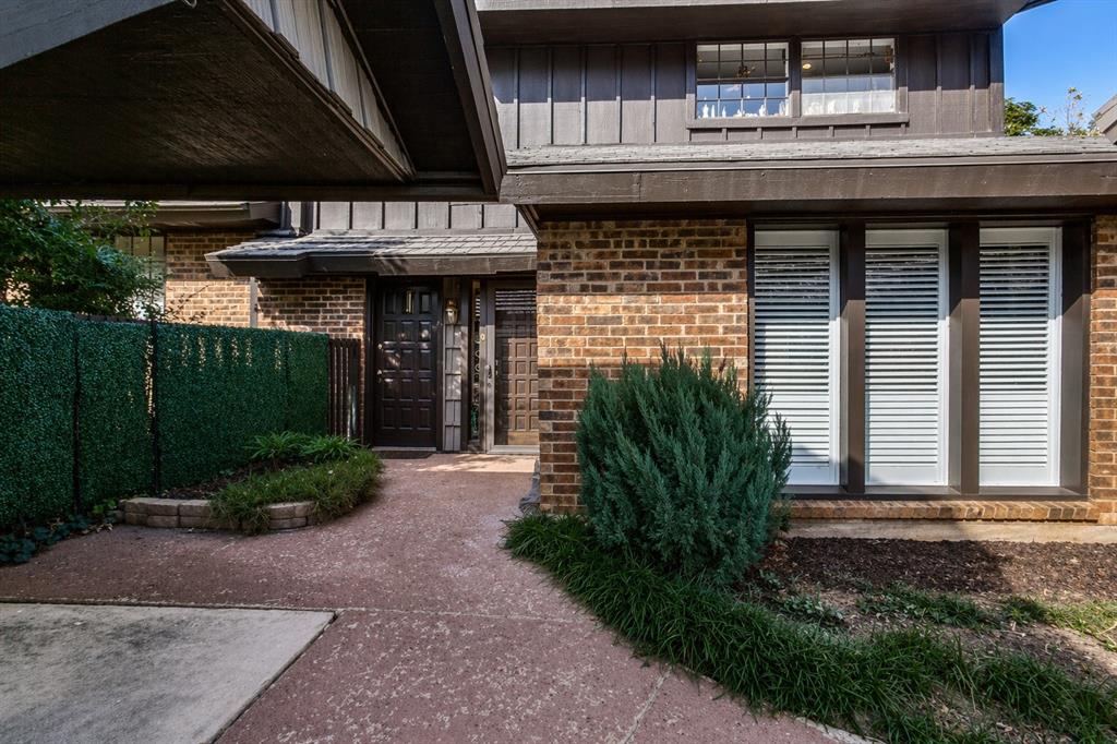 Hillcrest Villa Condo - Residential