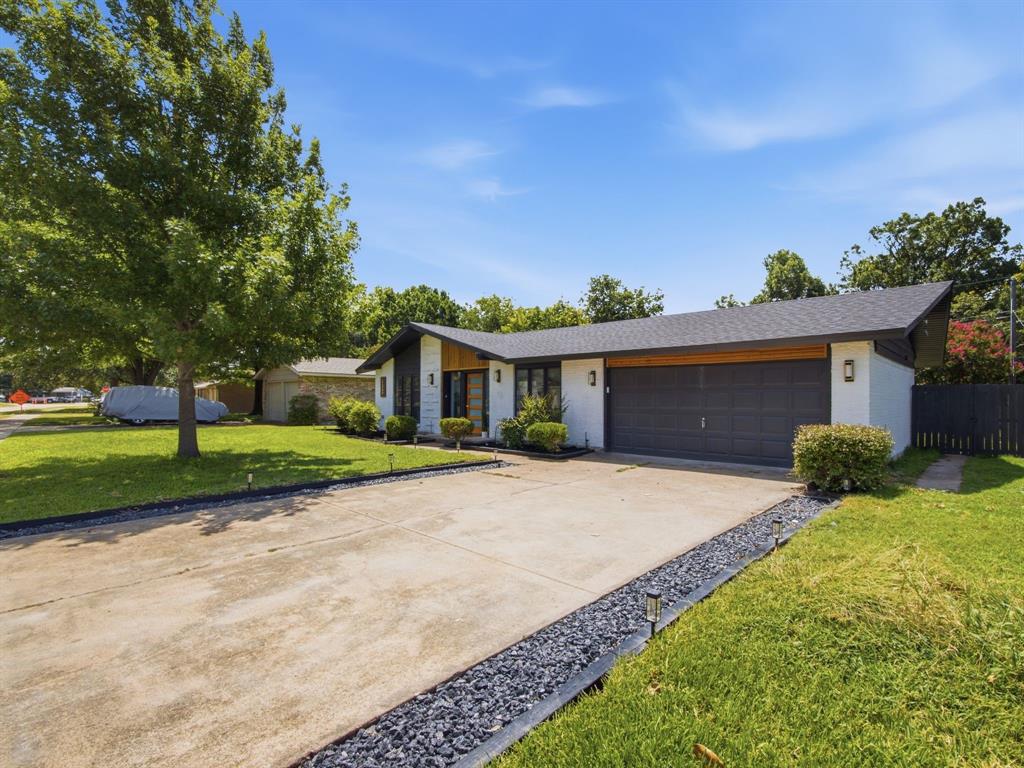 11348 Carissa Drive