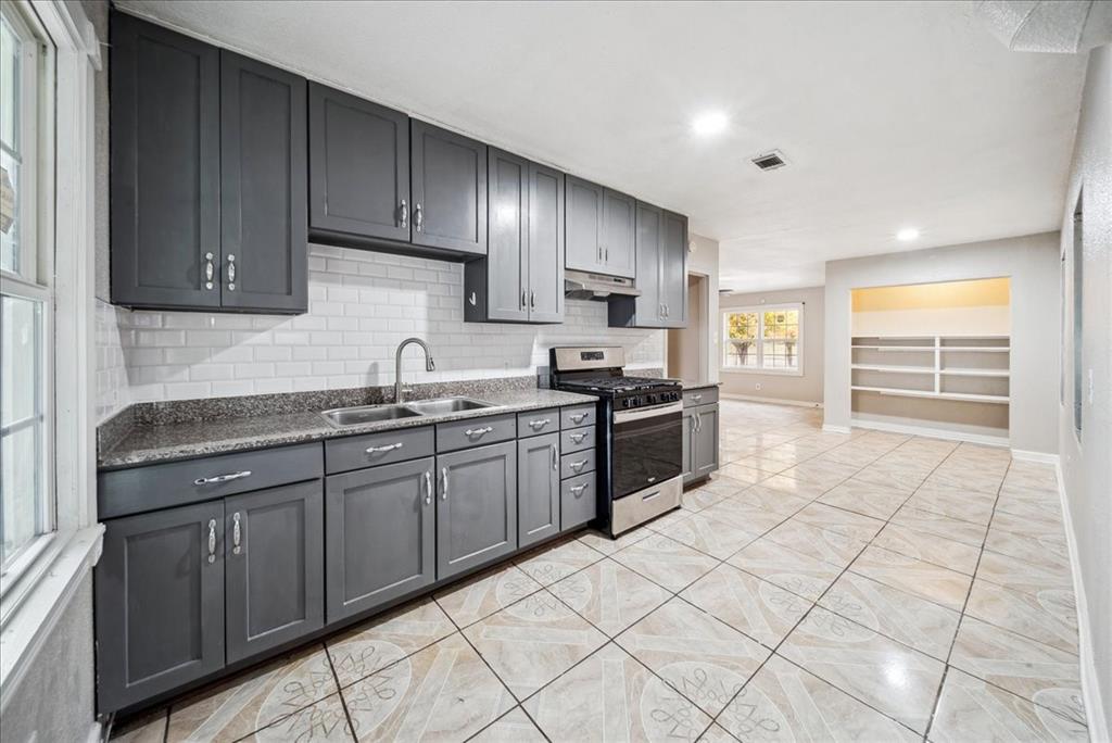 Roland Dale Rev - Residential Lease