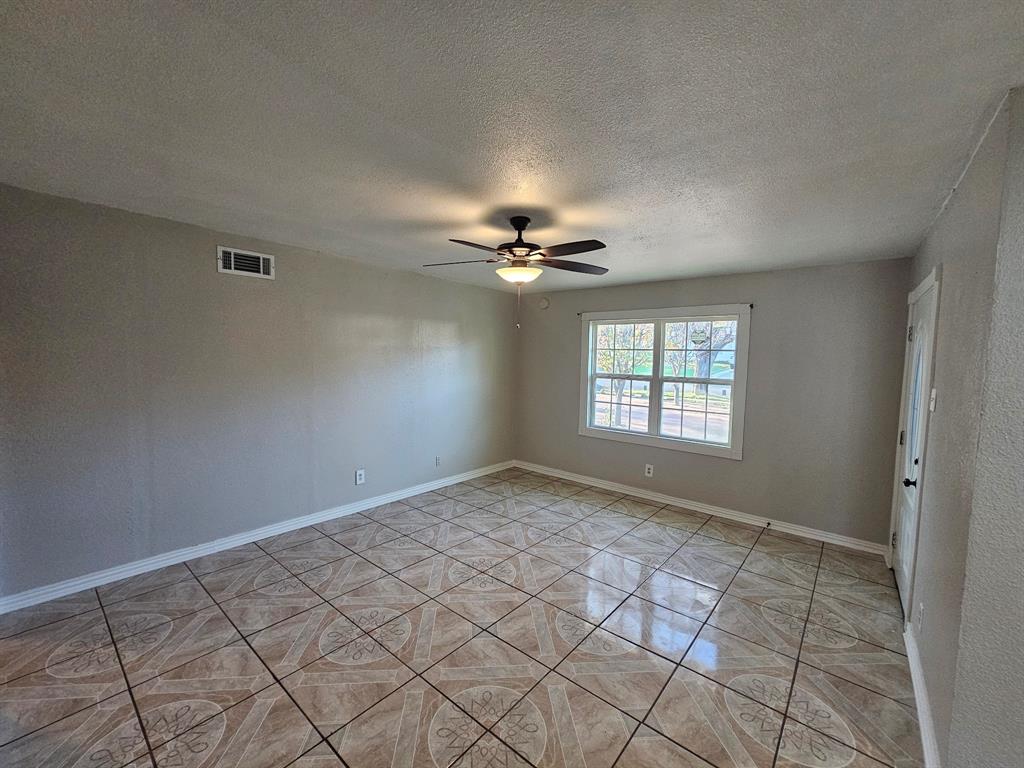 Roland Dale Rev - Residential Lease