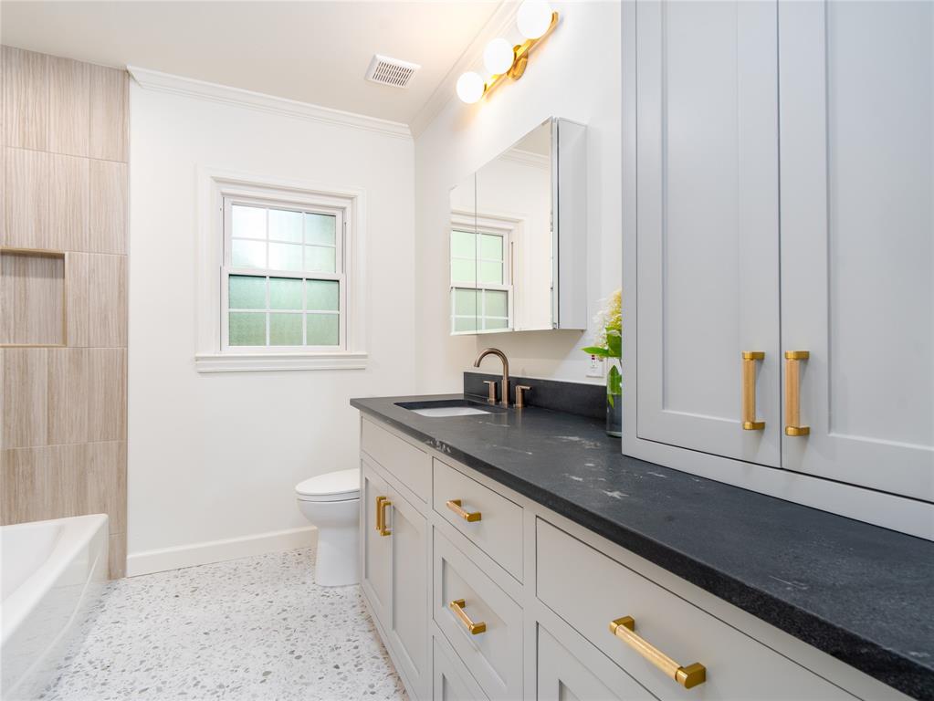 Casa Linda Estates - Residential