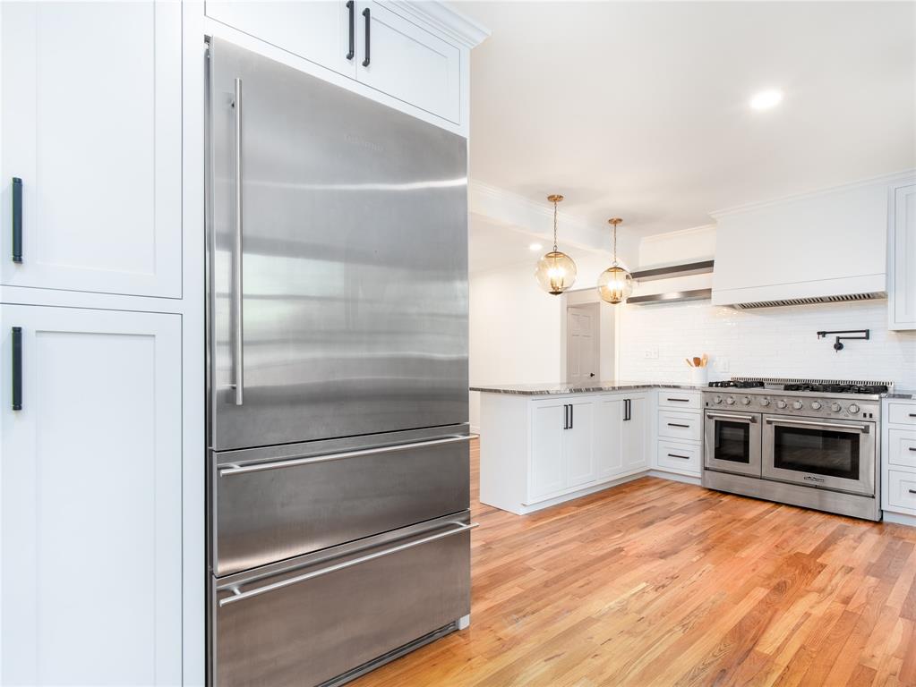 Casa Linda Estates - Residential