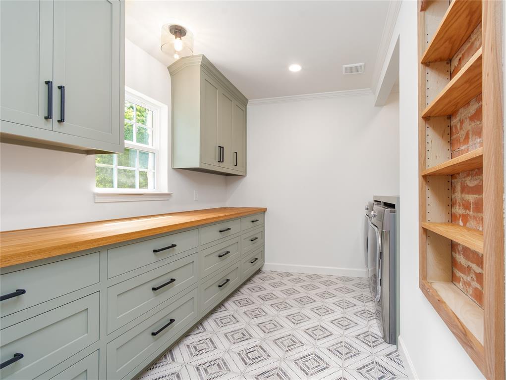 Casa Linda Estates - Residential