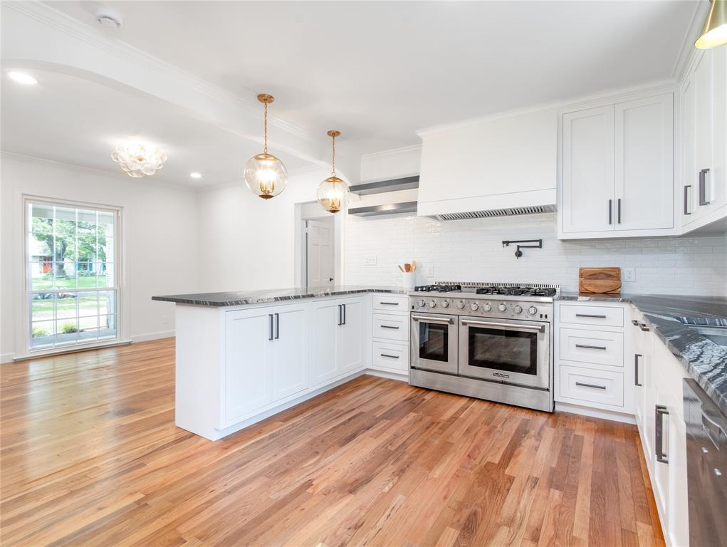 Casa Linda Estates - Residential