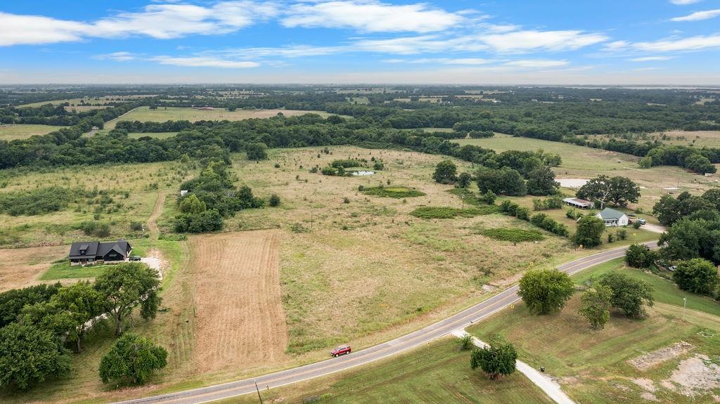 GS Bonnor and T Hill Survey - Land