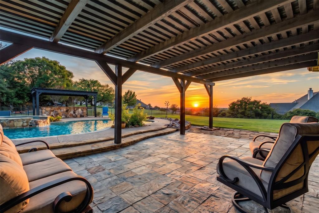 3708 N Lighthouse Hill Lane