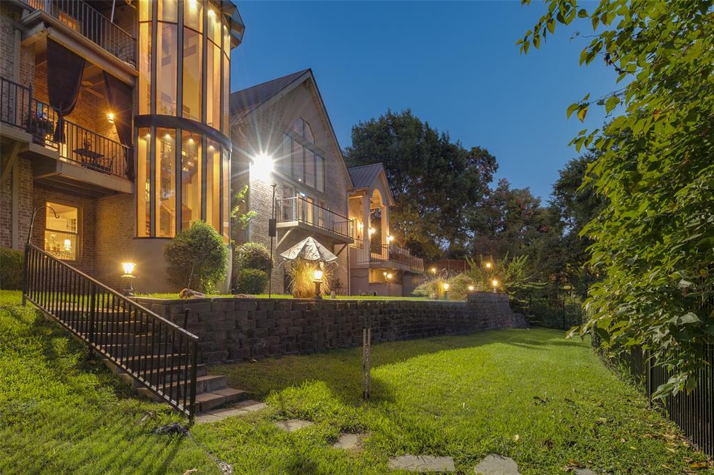 R H W Estates - Residential