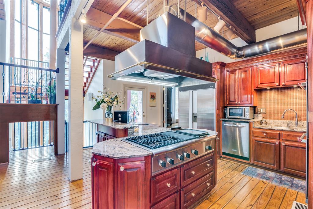 R H W Estates - Residential