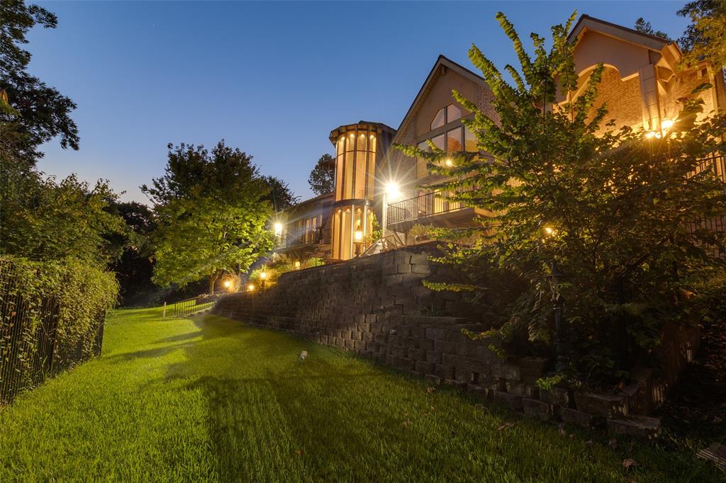 R H W Estates - Residential