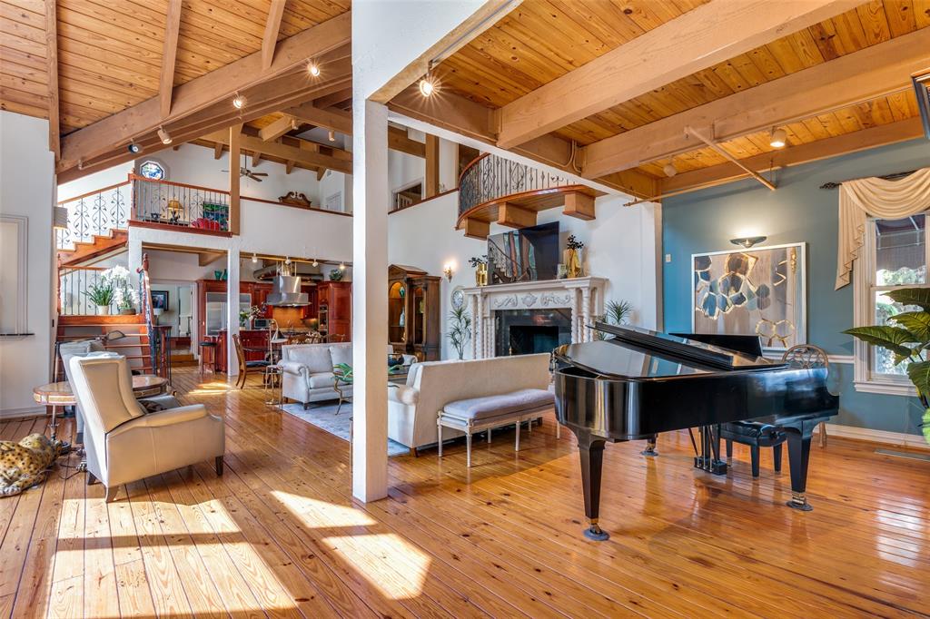 R H W Estates - Residential