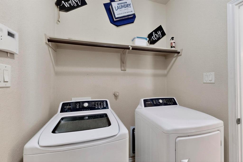 Deer Creek Arlington - Residential