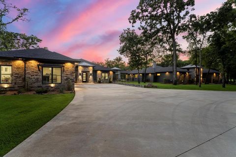 Tiny photo for 207 Sandpiper Drive, Mabank, TX 75156 (MLS # 20960072)