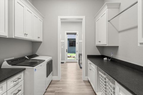 Tiny photo for 207 Sandpiper Drive, Mabank, TX 75156 (MLS # 20960072)