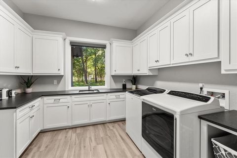 Tiny photo for 207 Sandpiper Drive, Mabank, TX 75156 (MLS # 20960072)