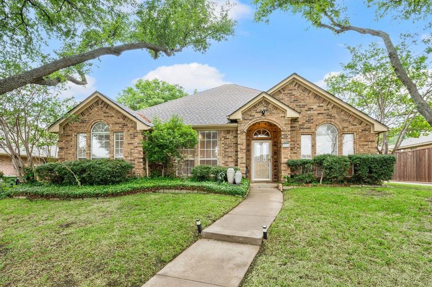 Welcome to this well-maintained 3-bedroom, 2-bath home in the highly desirable Billy Creek Addition! Pride of ownership is evident throughout, offering a clean, inviting space that’s truly move-in ready. The functional layout provides comfortable living for everyday life, while the roof replaced in 2020 adds valuable peace of mind for years to come. Situated on a lot with mature trees, the property offers natural shade and a welcoming outdoor setting. Ideally located near shopping, dining, and major highways, this home combines convenience with comfort, making it a fantastic opportunity you won’t want to miss!