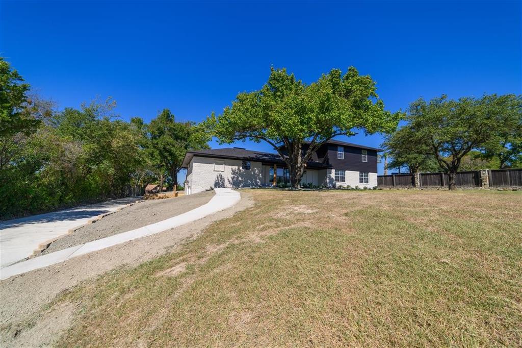 1726 Ridge Road