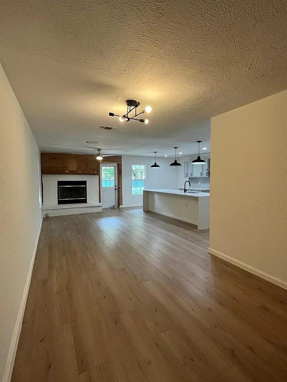 4011 Carpenter Avenue