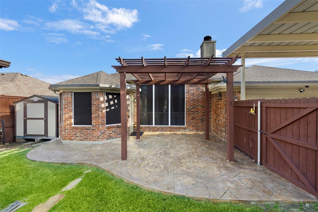 327 Choctaw Trail