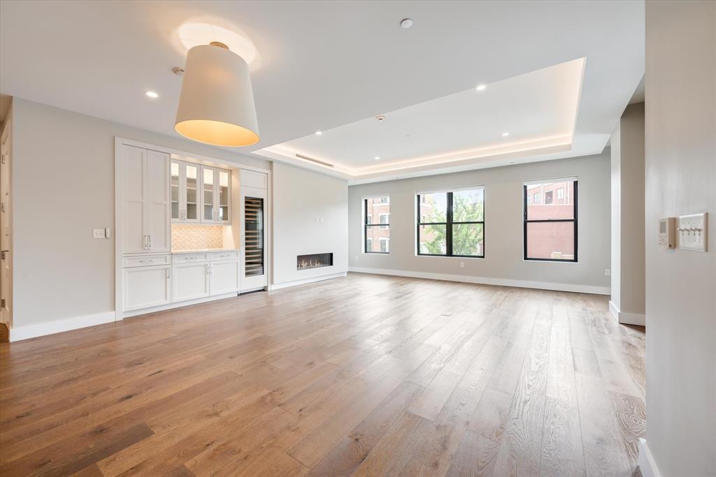 Parkview Condo - Residential