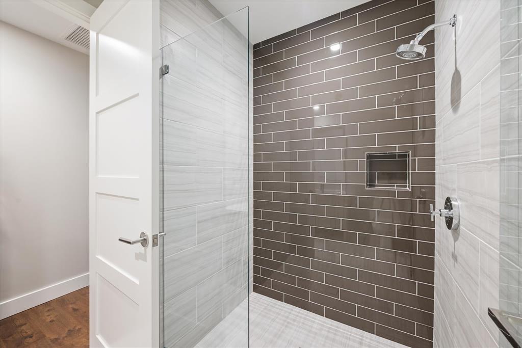 Parkview Condo - Residential