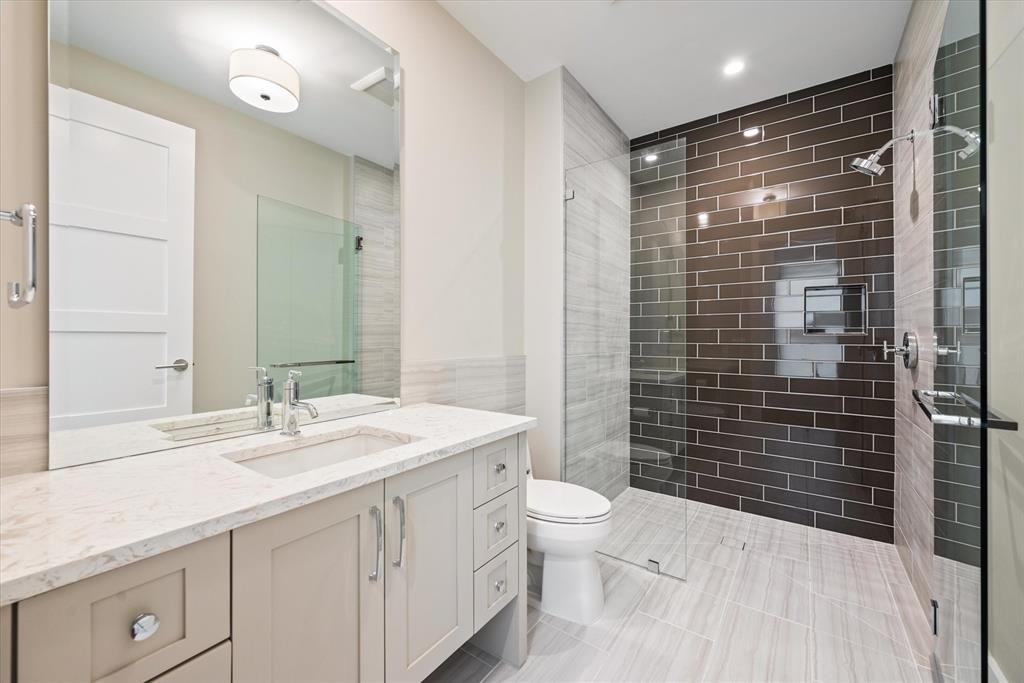 Parkview Condo - Residential