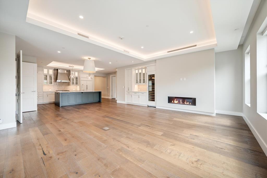 Parkview Condo - Residential