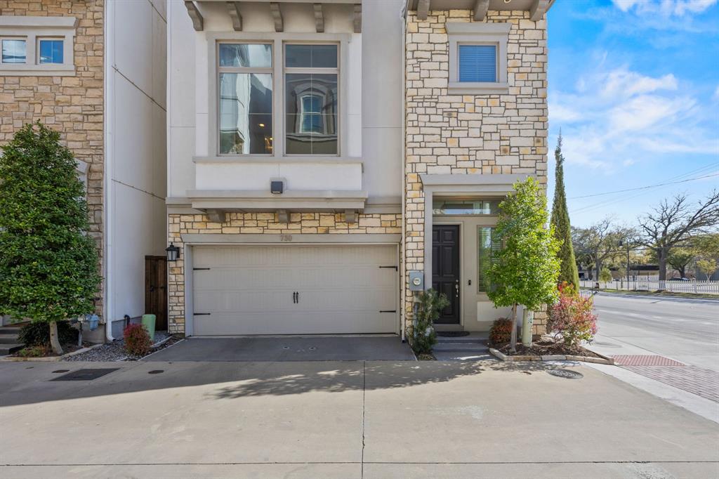 730 Spanish Oaks Place