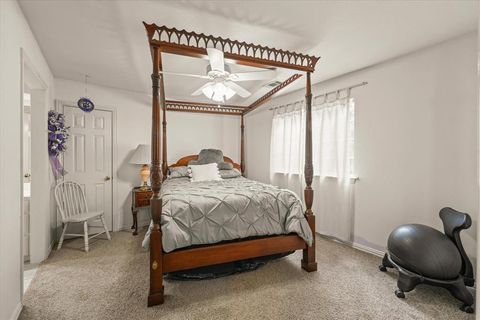 Tiny photo for 21 Wellington Oaks Circle, Denton, TX 76210 (MLS # 21100053)