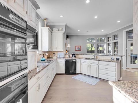 Tiny photo for 21 Wellington Oaks Circle, Denton, TX 76210 (MLS # 21100053)