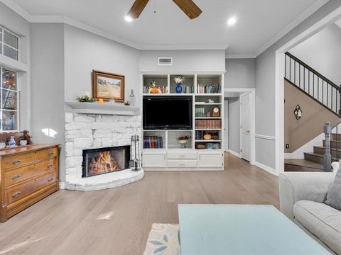 Tiny photo for 21 Wellington Oaks Circle, Denton, TX 76210 (MLS # 21100053)