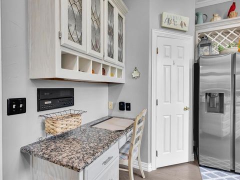 Tiny photo for 21 Wellington Oaks Circle, Denton, TX 76210 (MLS # 21100053)