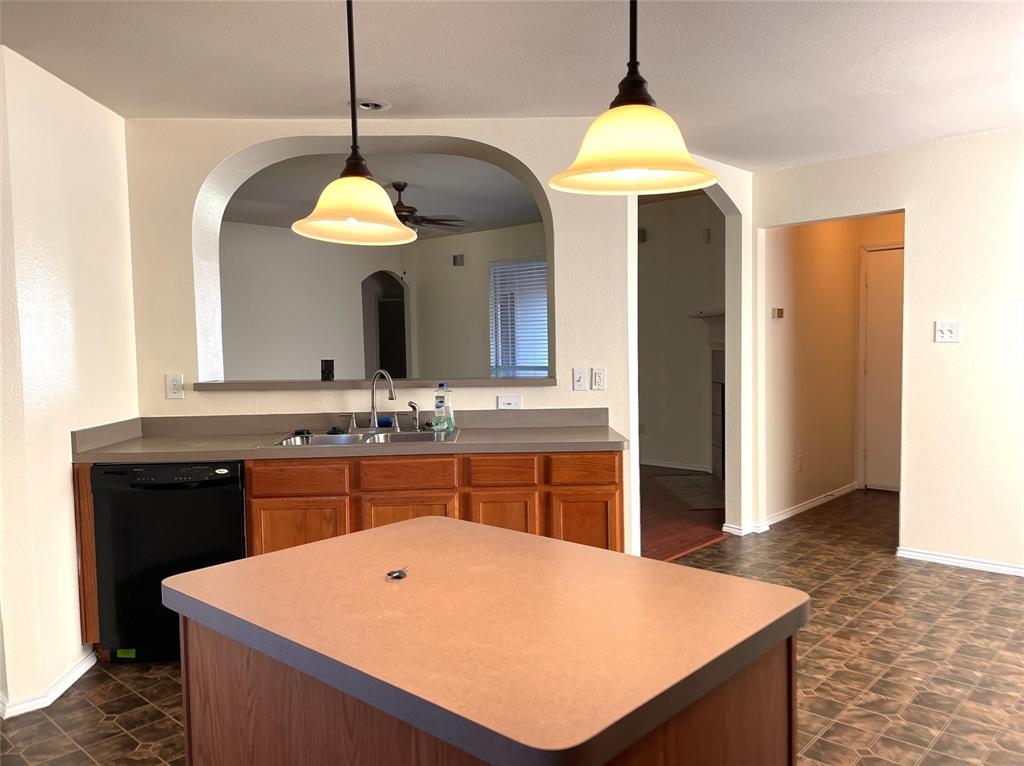 Fox Hollow Estates II Ph I - Residential Lease