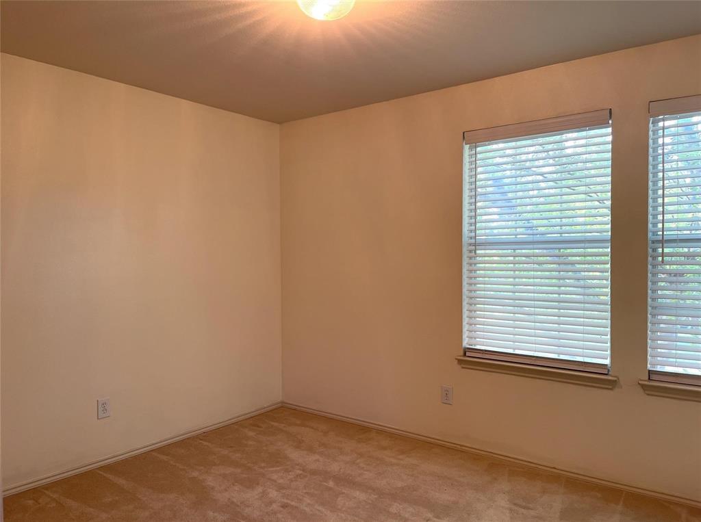 Fox Hollow Estates II Ph I - Residential Lease