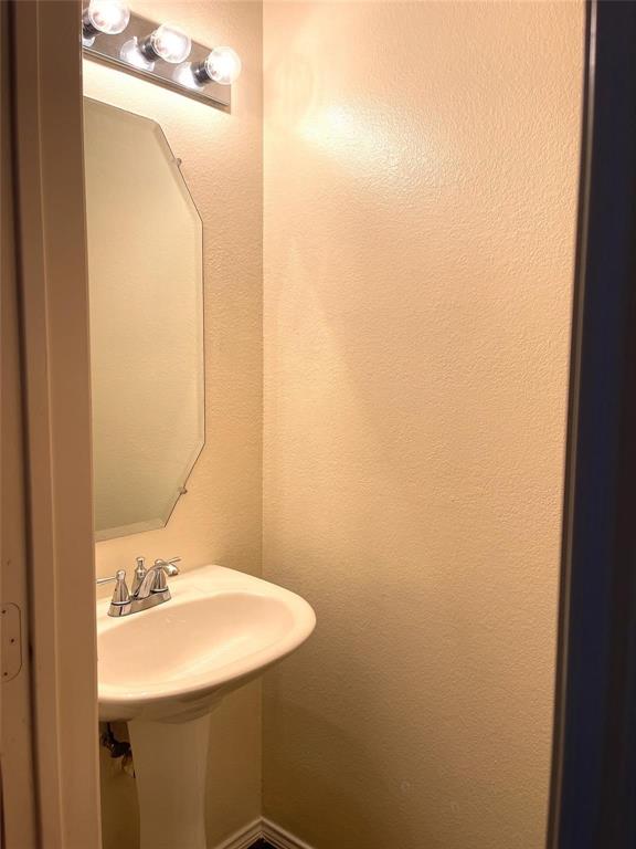 Fox Hollow Estates II Ph I - Residential Lease