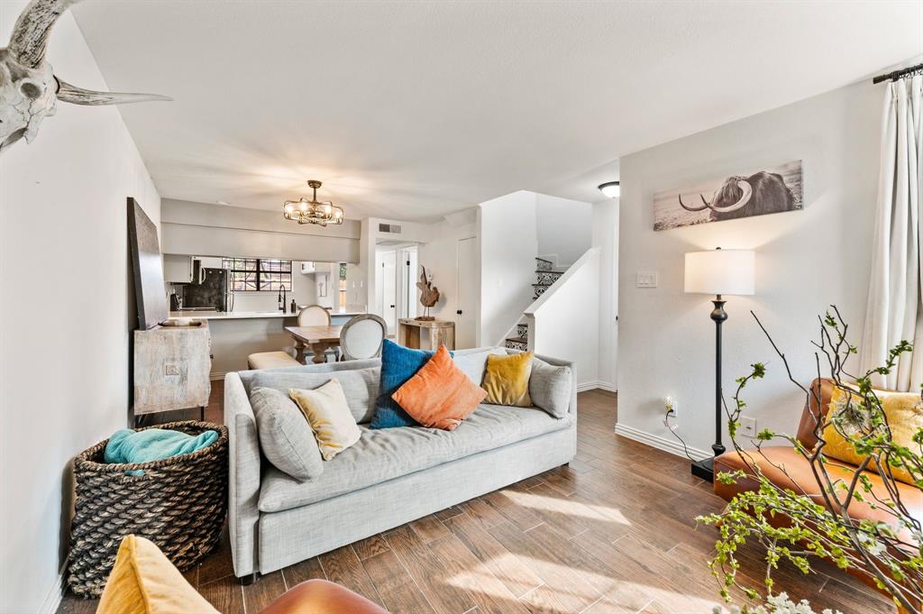 Shadowood Trail Condo - Residential