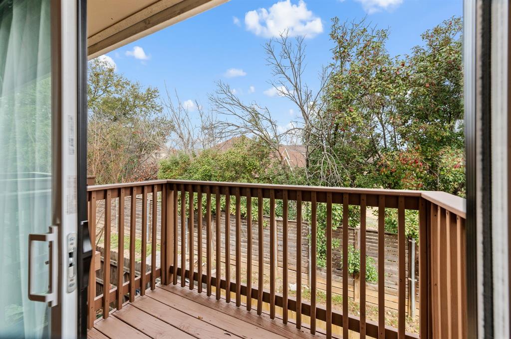 Shadowood Trail Condo - Residential