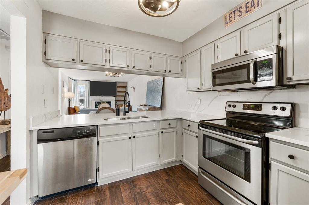 Shadowood Trail Condo - Residential