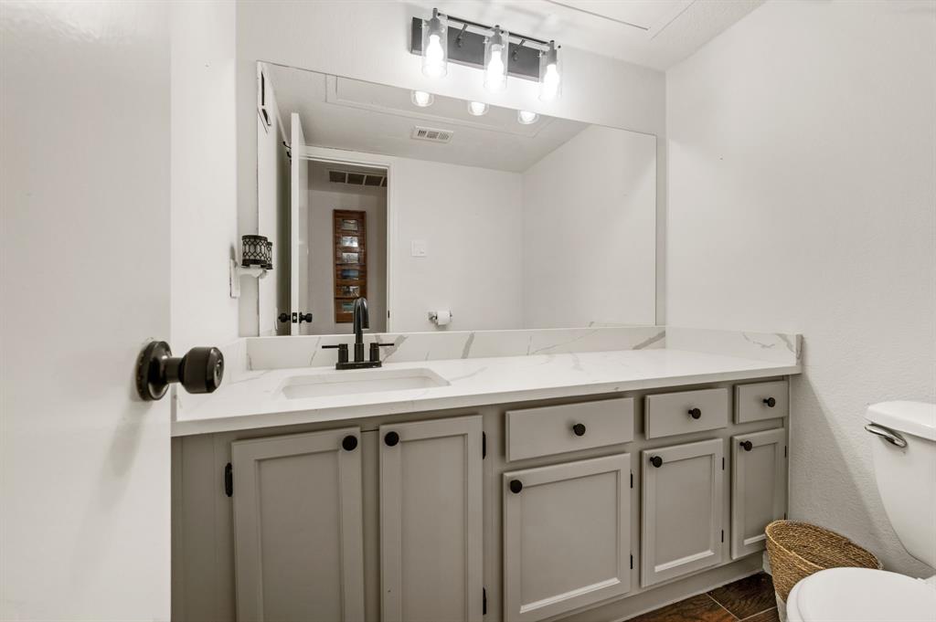 Shadowood Trail Condo - Residential