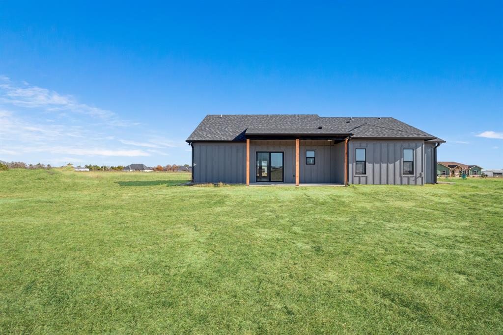 213 Private Road 33083