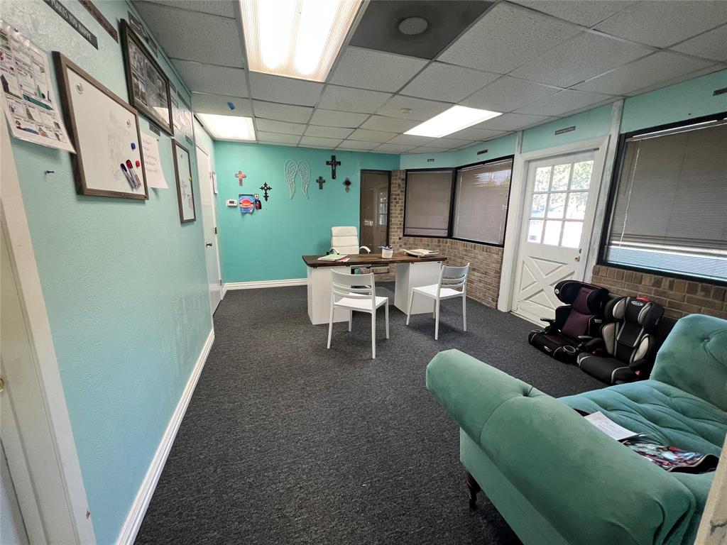 Mckee Office Add - Commercial Sale