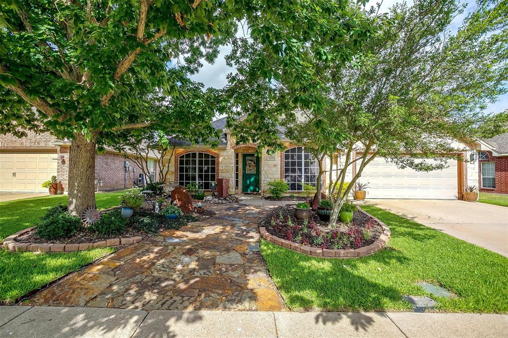 2211 Welch Place