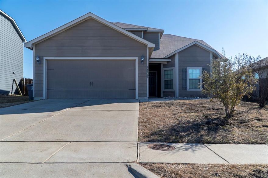 This wonderfully maintained two story home with 4 bedrooms, 2.5 bath beauty in the Shady Oaks Estates neighborhood! Your buyer will enjoy the open floor plan. The primary suite is located on the main floor features a walk-in closet, an ensuite bathroom, garden tub with seprate shower. An open concept living area where the kitchen, dining, family room blend into one large space. The half bath located near the foyer for guests. Dedicated laundry room. The large backyard is great for hosting! Three bedrooms upstairs with shared hallway. Full bath with tub shower combo to service all three upstairs rooms. This home is ready for you to move in, Show it today! 
Includes: refrigerator in kitchen, security system installed! Motivated Seller, bring all offers!