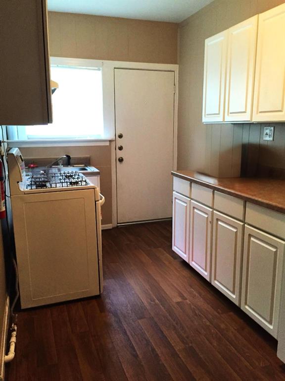 503 E College Street