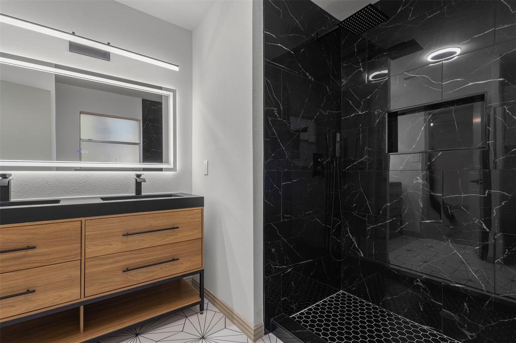 Western Trails Colleyville - Residential